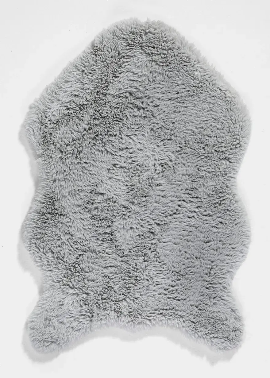 bonprix Extra weich und super flauschig: das synthetische und waschbare Softfell