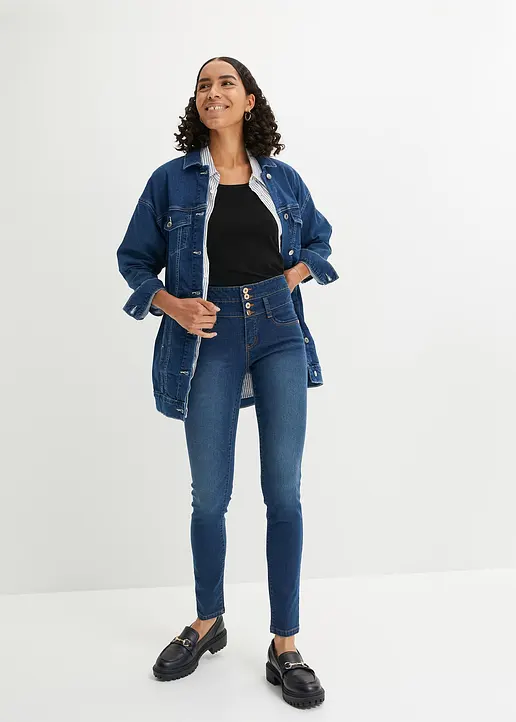 Bonprix Feminine Skinny Jeans Mit Hoher Taille Und Auffälliger Knopfleiste