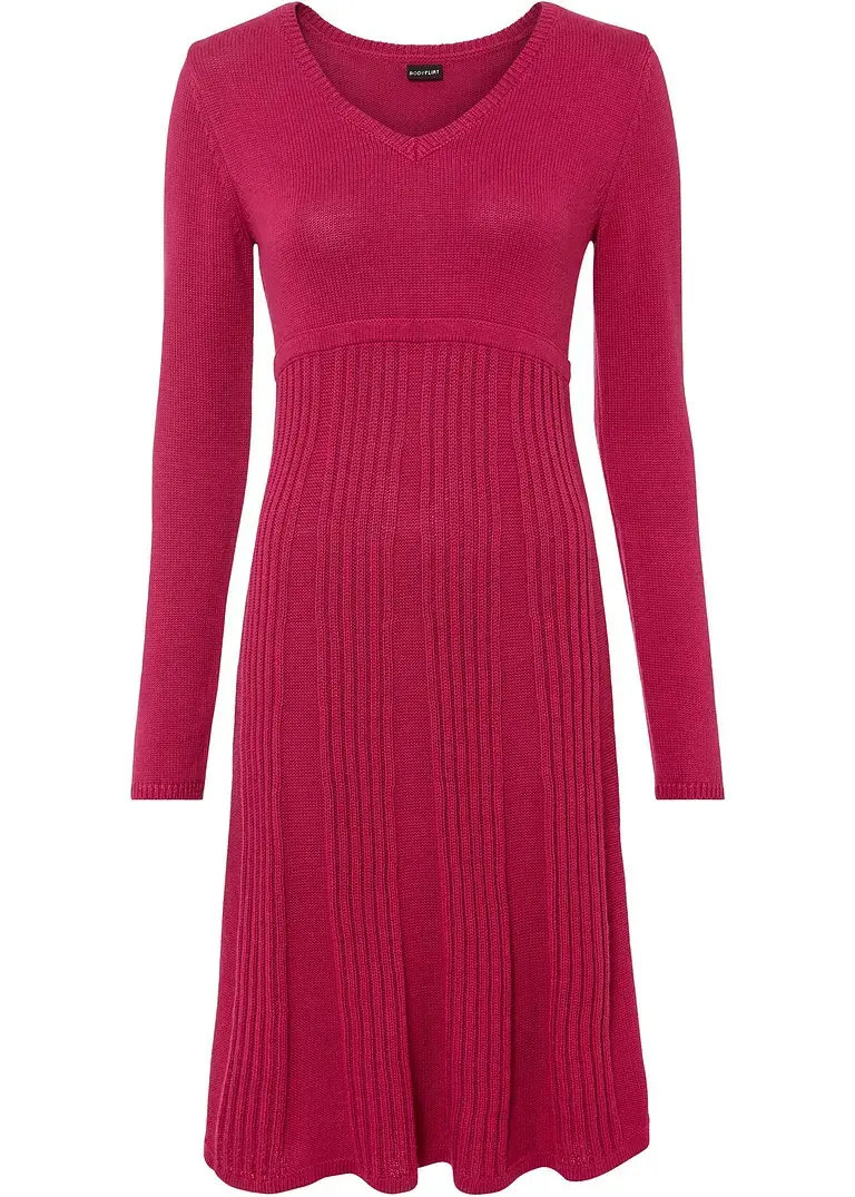 bonprix Figurbetont geschnittenes Strickkleid mit attraktivem Rippen-Mix