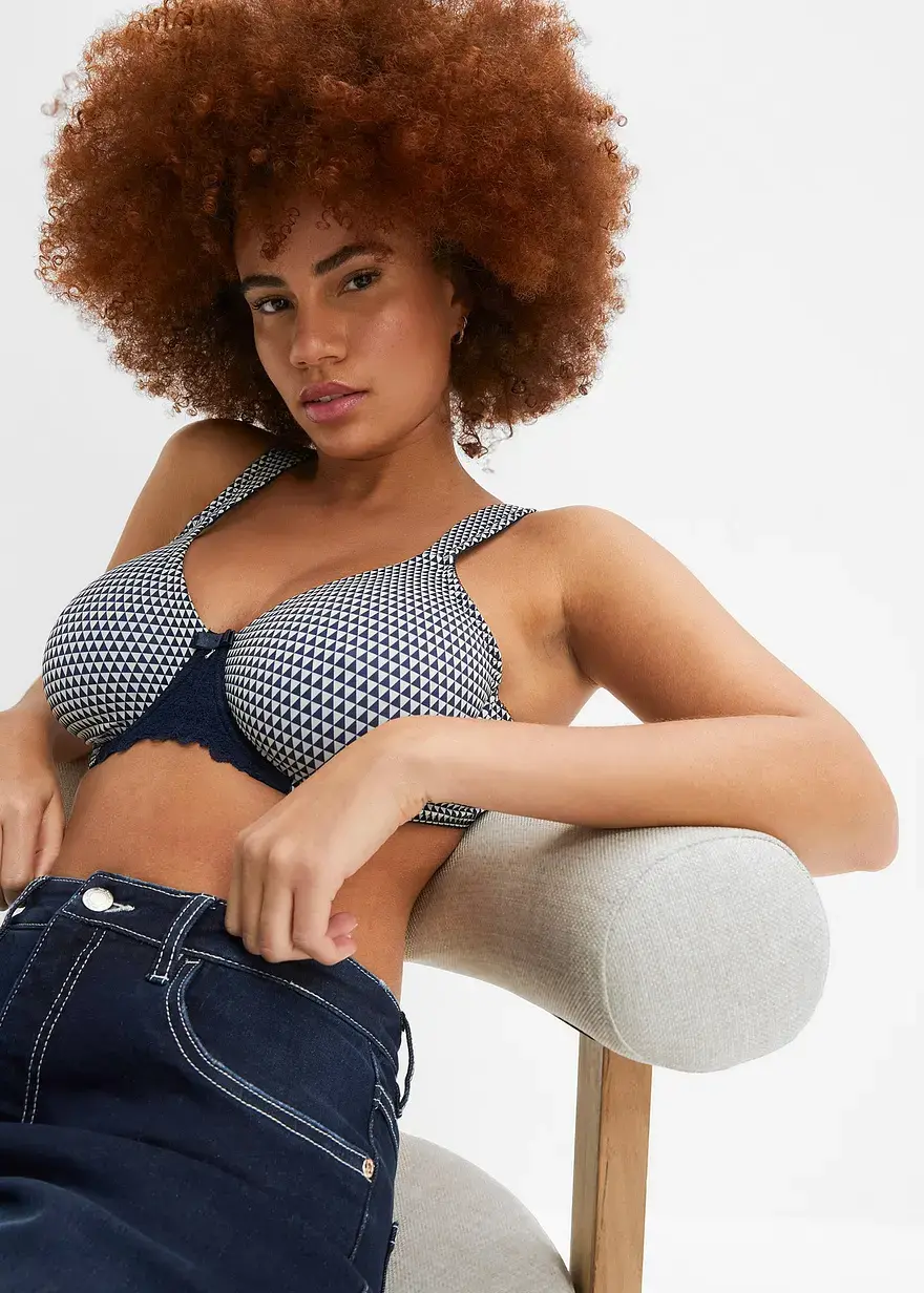 Bonprix Gemusterter Bügel-BH Mit Glatten Cups Für Optisch Kleinere Brüste