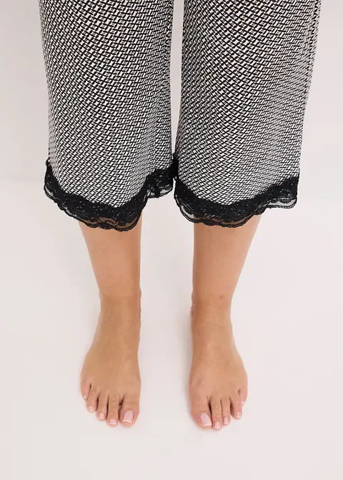 Bonprix Gemütlicher Capri Pyjama Mit Femininer Spitze Und Schönem Druck