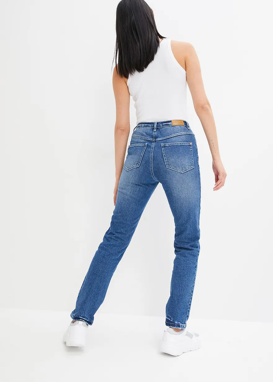Bonprix Gerade Jeans Mit Hohem Bund Aus Einem Festen Baumwolldenim Der Sich Zunächst Etwas Steif Anfühlt Und Durch Häufiges Tragen Weicher Und Lockerer Wird