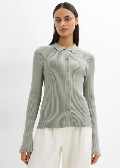 Bonprix Gerippte Feinstrickjacke In Schmaler Passform Mit Einem Spitzen Kragen Farblich Passenden Knöpfen Und Breiten Geschlitzten Manschetten