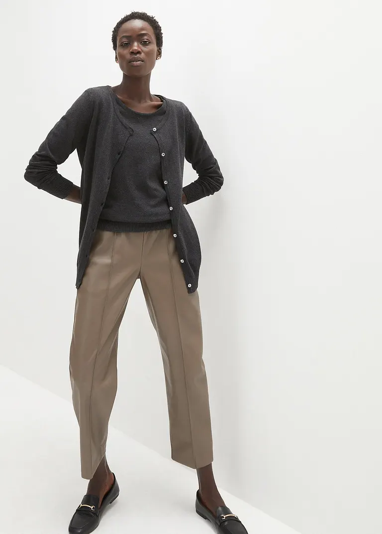 Bonprix Geschmackvolle Strickjacke Mit Rundhalsausschnitt - Grau - Damen