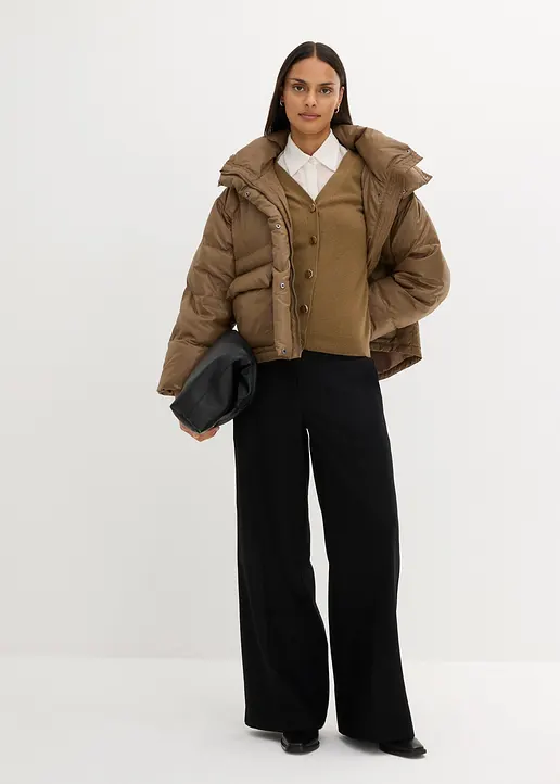 Bonprix Hochwertige Jacke Mit Echter Daunenfüllung Eingriffstaschen Mit Weichem Fleece Abnehmbarer Kapuze Und Wasserabweisenden Finish