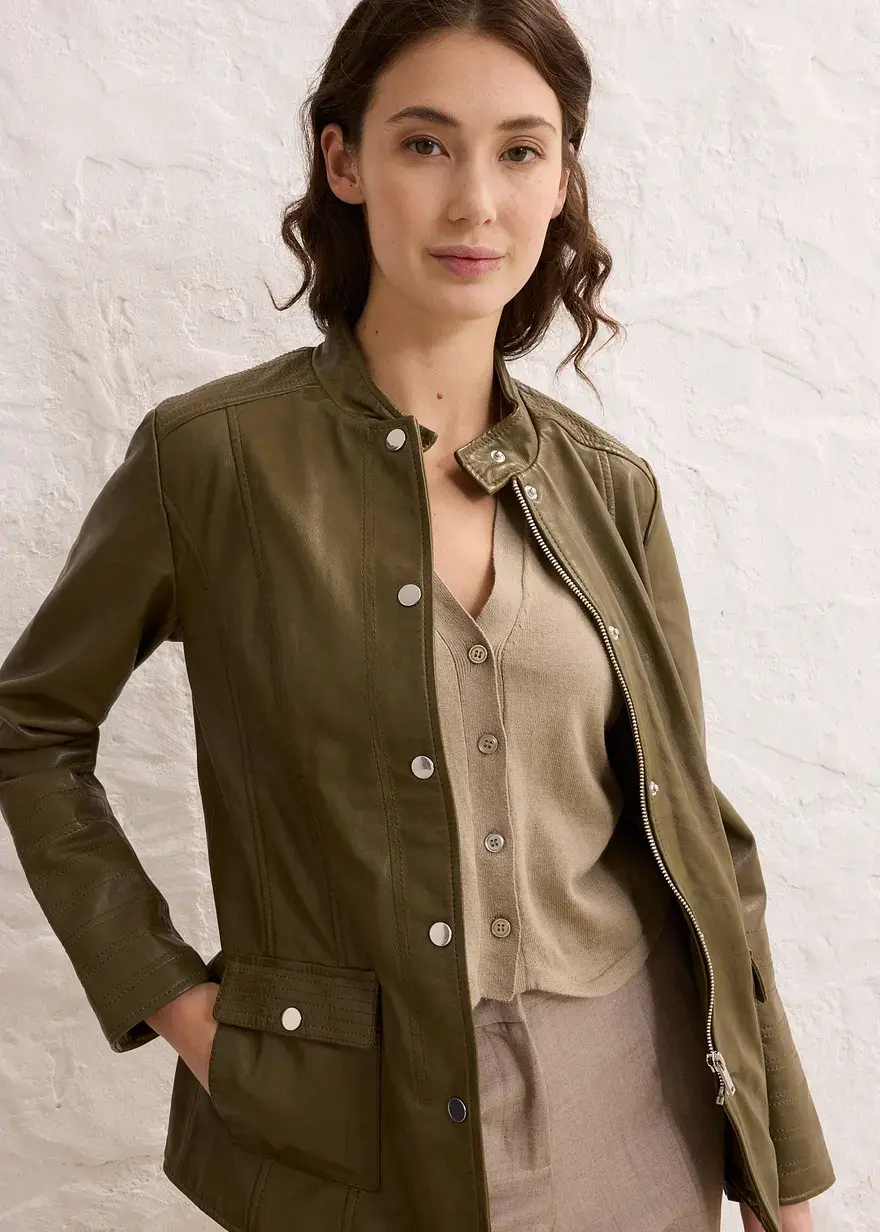 Bonprix Klassische Lederjacke Mit Stehkragen Und Aufwändigen Details