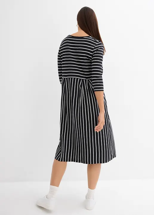 Bonprix Kniebedeckendes Jerseykleid Mit Figurumspielendem Schnitt - Damen