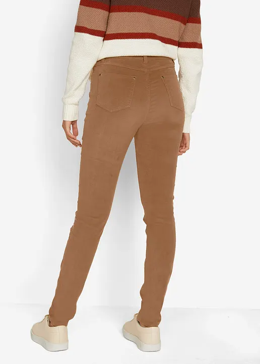 Bonprix Komfortable Cordhose Mit Stretch Und Vielseitig Kombinierbarer Skinny Fit