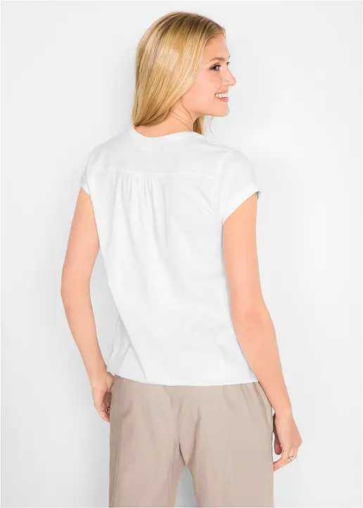 Bonprix Kurzärmliges Shirt Betont Das Dekolleté Durch Den V-Ausschnitt