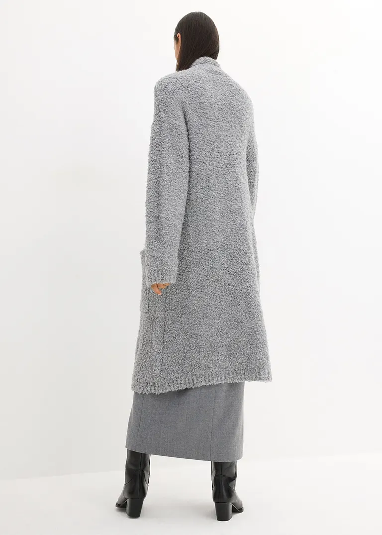 Bonprix Lange Strickjacke Mit Reverskragen Aus Flauschigen Wollmix Mit Aufgesetzten Taschen