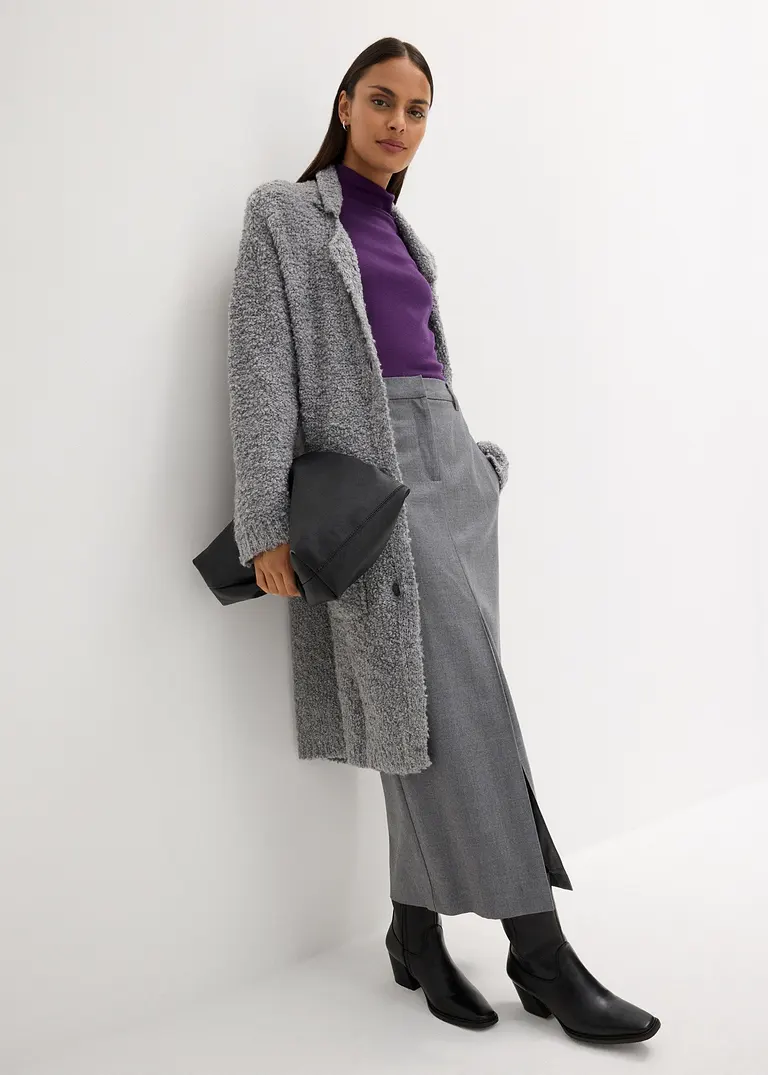 Bonprix Lange Strickjacke Mit Reverskragen Aus Flauschigen Wollmix Mit Aufgesetzten Taschen