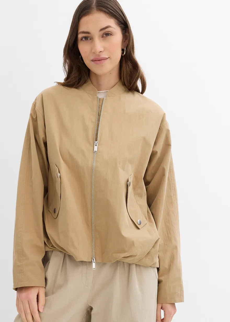 Bonprix Lässiger Blouson Mit Schrägen Pattentaschen Mit Druckknöpfen