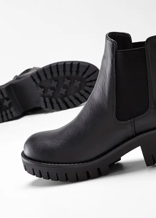 Bonprix Lässiger Chelsea Boot Mit Profilierter Außensohle - Schwarz