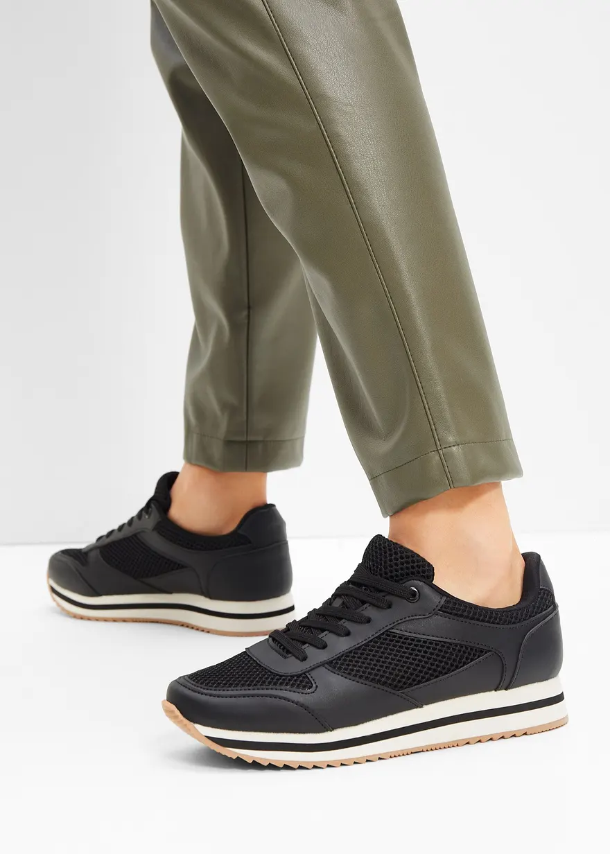 Bonprix Lässiger Plateau Sneaker Mit Materialmix - Schwarz