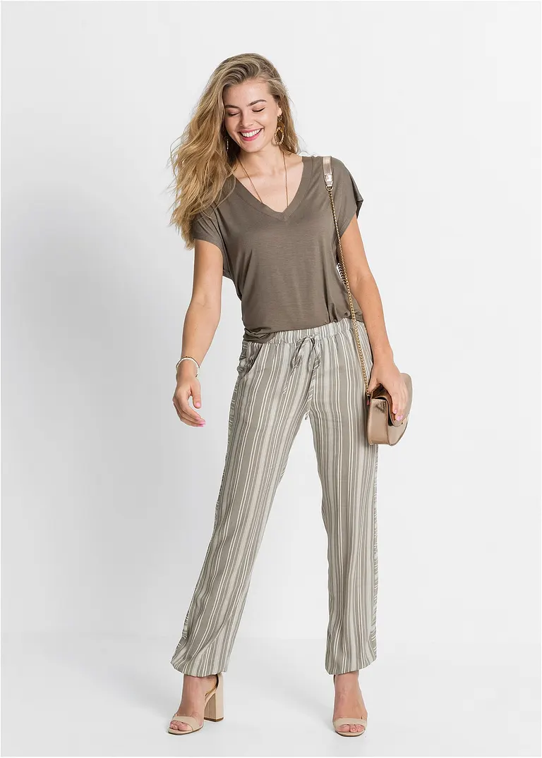 Bonprix Lässiges Shirt Mit Seitenschlitzen - Grün - Damen