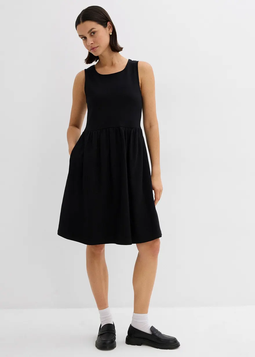 Bonprix Lässiges Shirtkleid Mit Eingriffstaschen - Schwarz