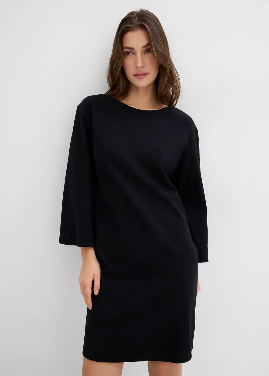 Bonprix Legeres Minikleid Mit Einem U-Boot-Ausschnitt Sowie Weiten Ausgestellten Ärmel Und Geschlitzten Manschetten