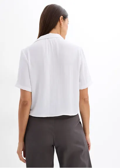 Bonprix Leicht Verkürzte Kastige Hemdbluse Mit Halbarm Umlegekragen Und Knopfleiste