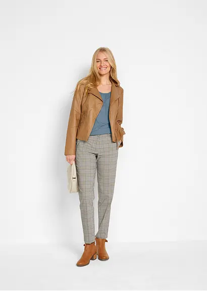 Bonprix Locker Geschnittenes Fledermausshirt Mit Vorteilhaftem Rundhalsausschnitt