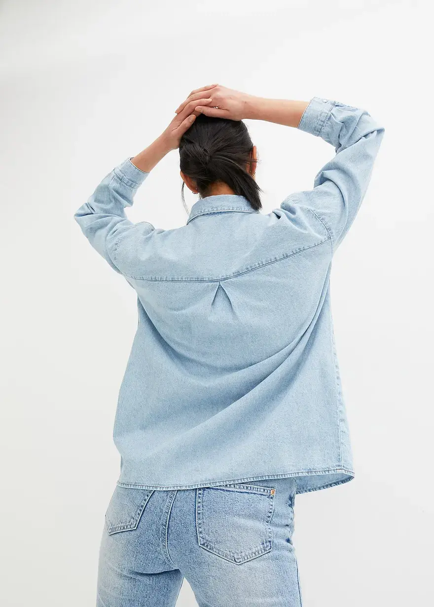 Bonprix Lockeres Jeanshemd Mit Taschen Und Kentkragen - Blau