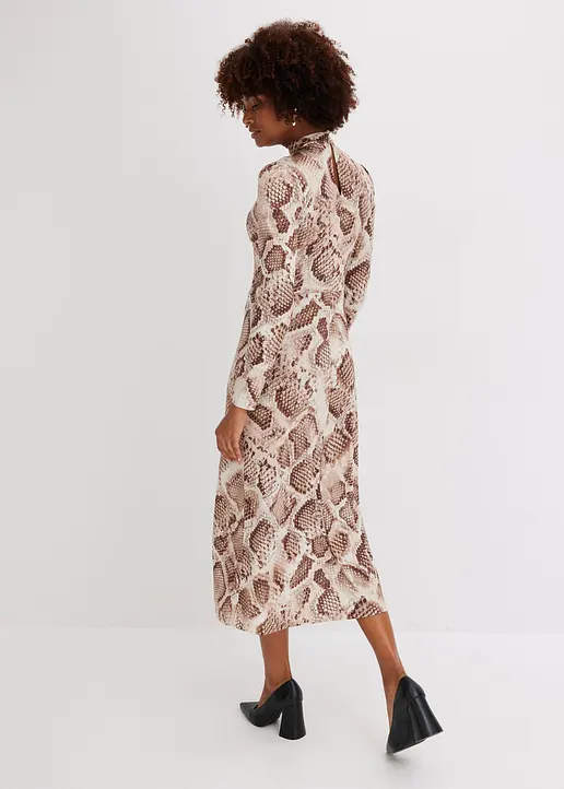 Bonprix Modern Und Feminin: Jerseykleid Mit Stehkragen Und Keyhole-Ausschnitt Sowie Einem Langen Schlitz Am Rock