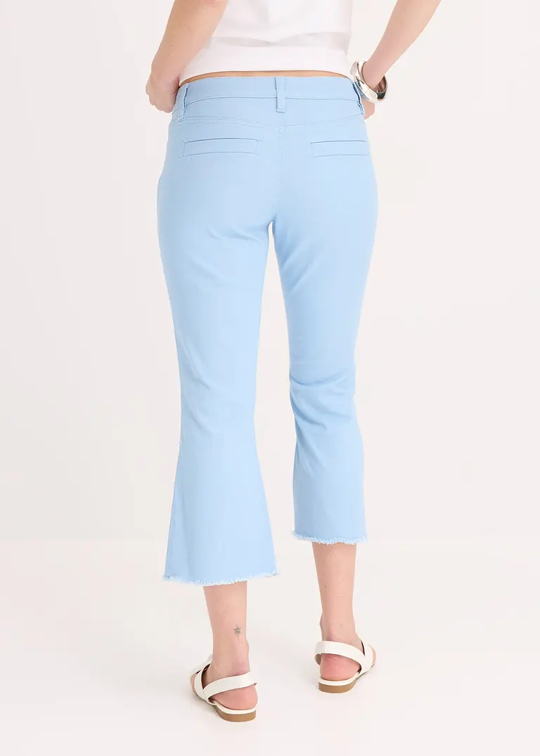 Bonprix Moderne Capri-Hose Mit Aufgesetzten Taschen - Blau