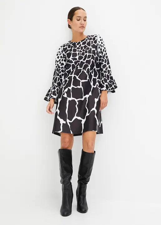 Bonprix Modernes Ausgestelltes Kleid Mit Volantärmeln - Schwarz - Damen