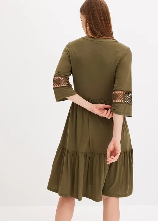 Bonprix Modernes Kleid Mit Hochwertiger Spitze Und Tiefem Ausschnitt