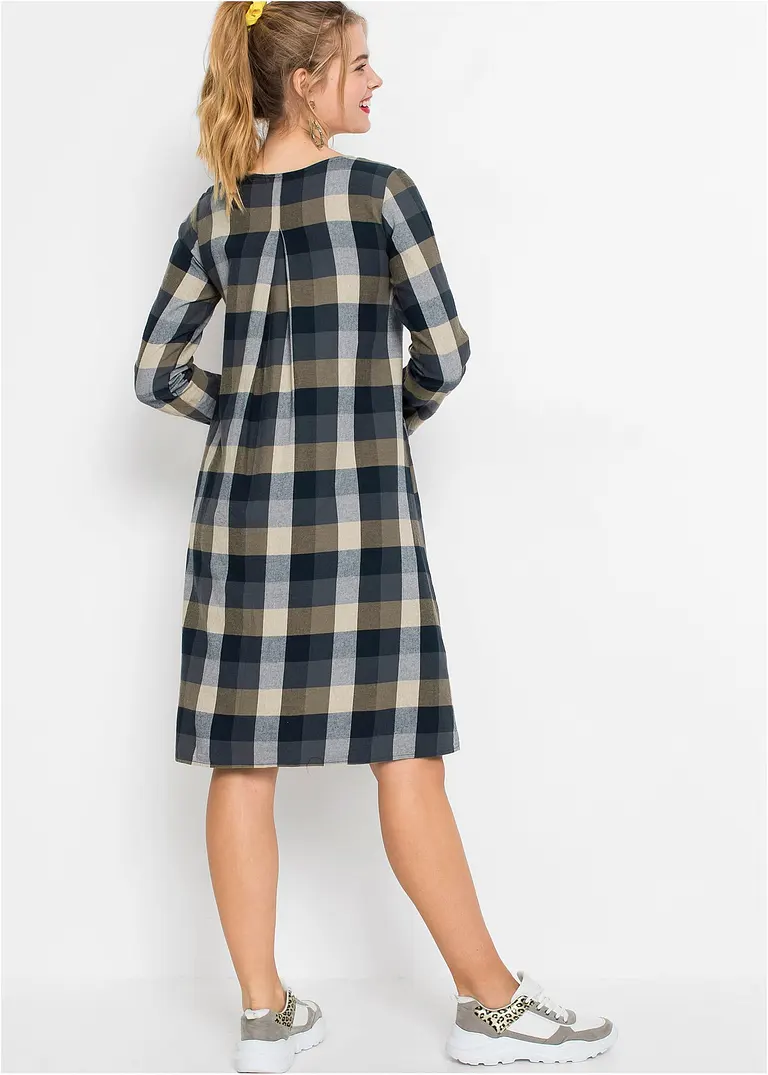 Bonprix Modernes Knielanges Kleid Mit Langen Ärmeln Und Taschen. - Blau