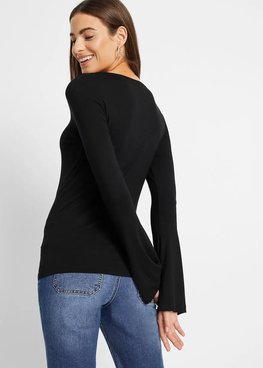 Bonprix Modernes Langarmshirt Mit Herzausschnitt - Schwarz