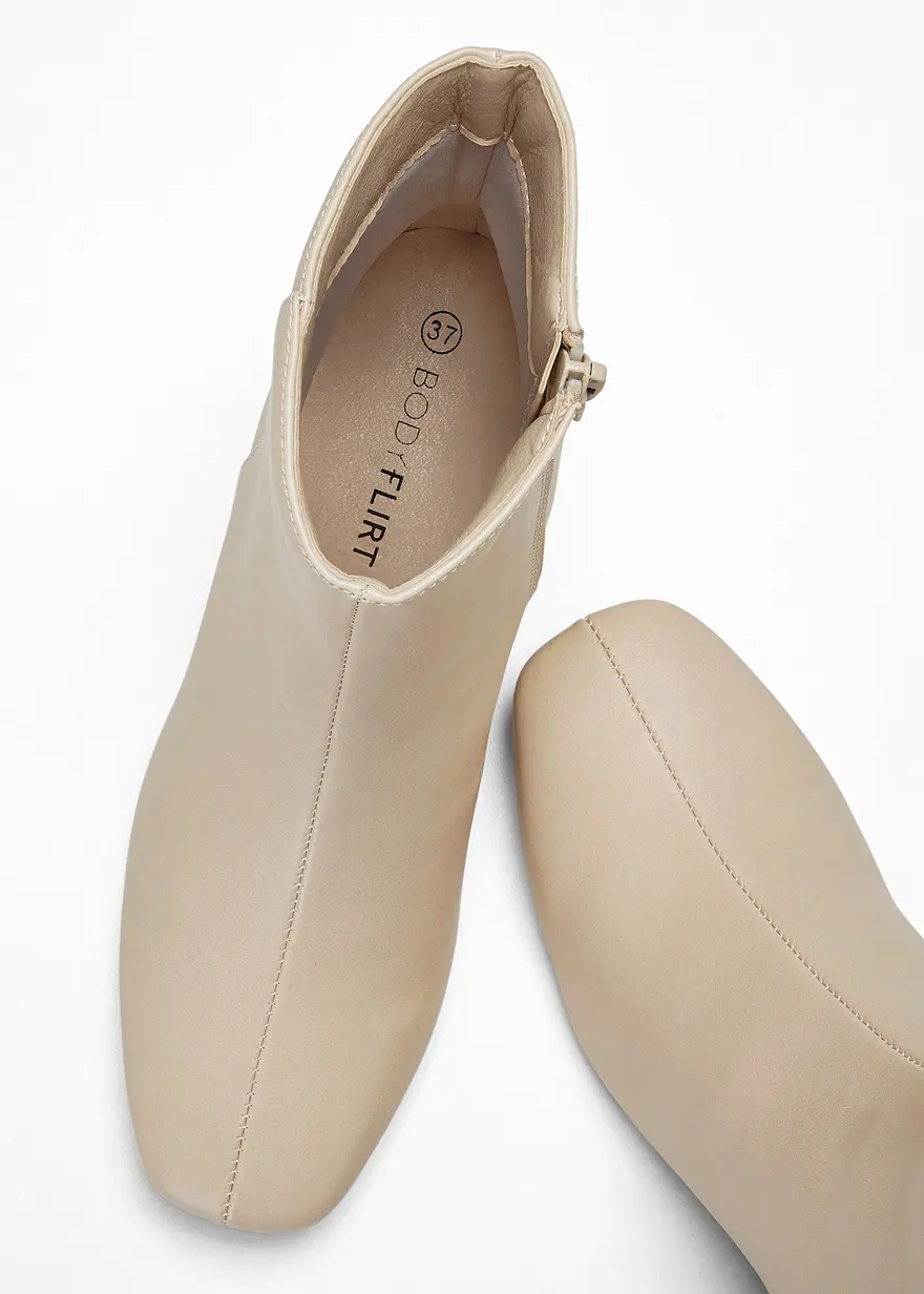 Bonprix Modische Stefelette Mit Dekorativer Naht - Beige