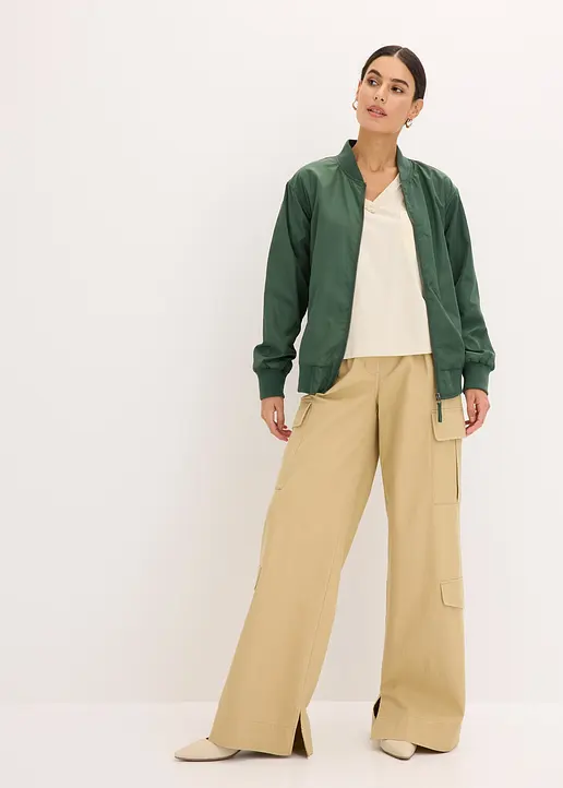 Bonprix Modischer Blouson Mit Reißverschluss Vorne Und Taschen - Grün