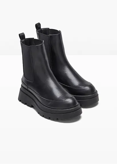 Bonprix Modischer Chelsea Boot Mit Profilierter Sohle - Schwarz