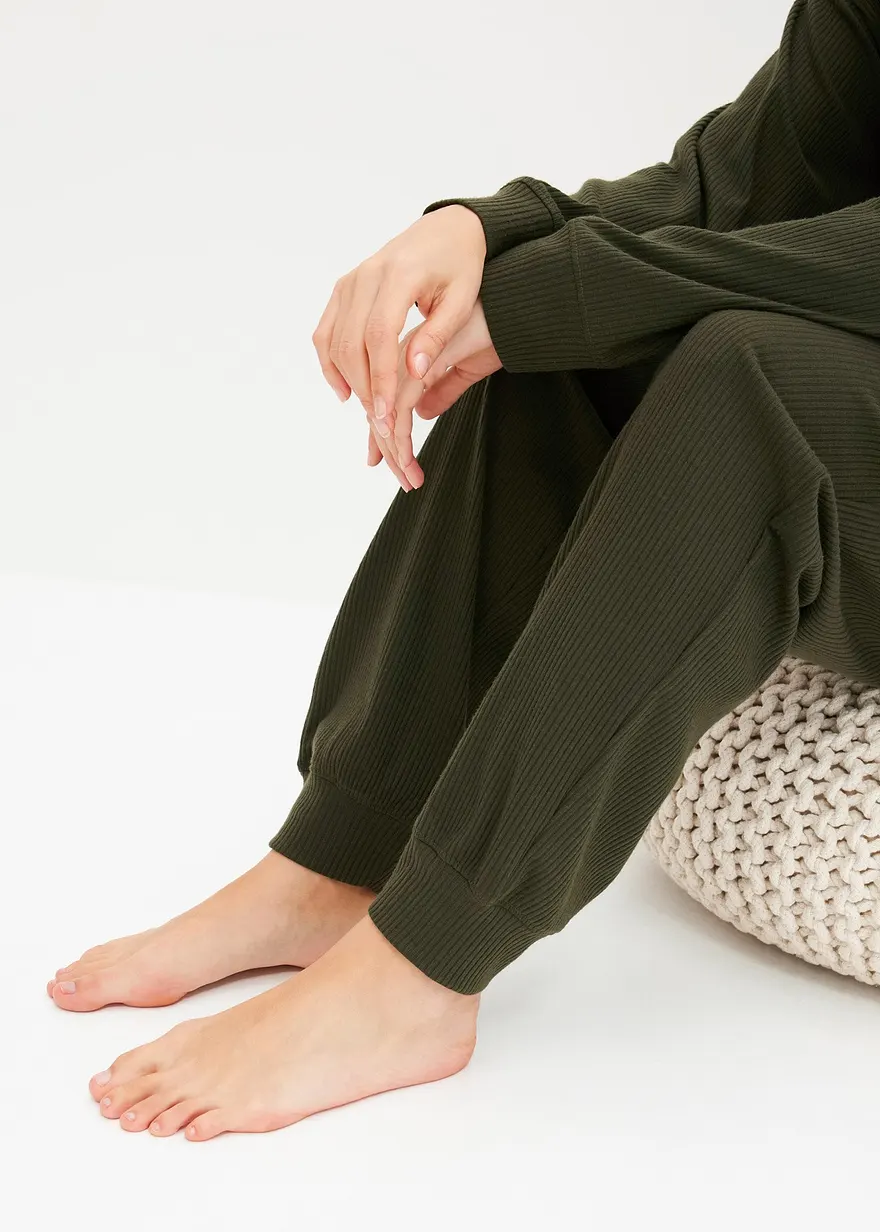 Bonprix Modischer Loungewear Hausanzug Aus Gemütlicher Rippe