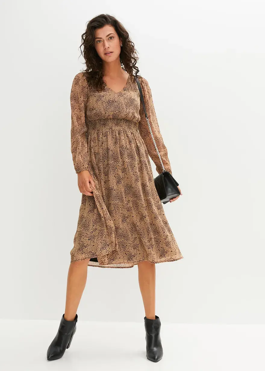 Bonprix Modisches Chiffonkleid Mit Stylischem Smockeinsatz. Das Kleid Ist Teilweise Gefüttert