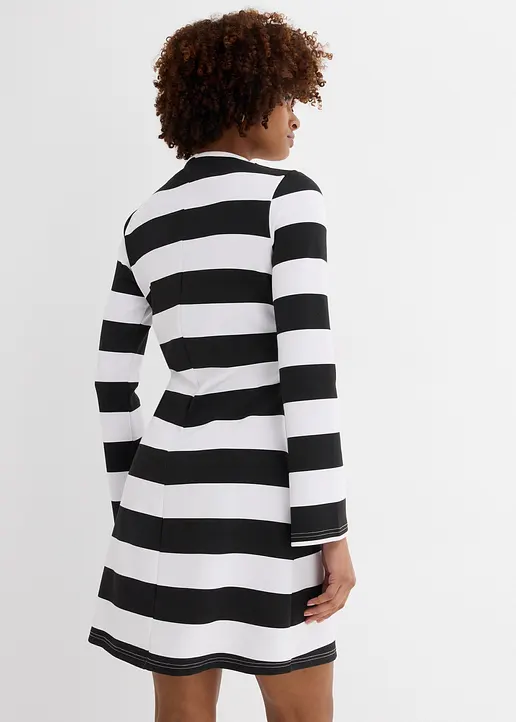 Bonprix Modisches Jerseykleid Mit Stehkragen Und Seitlicher Raffung