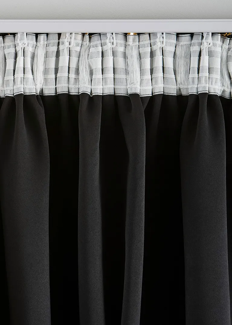 Bonprix Nachhaltiger Verdunklungsvorhang Mit Glänzenden Schmetterlingen