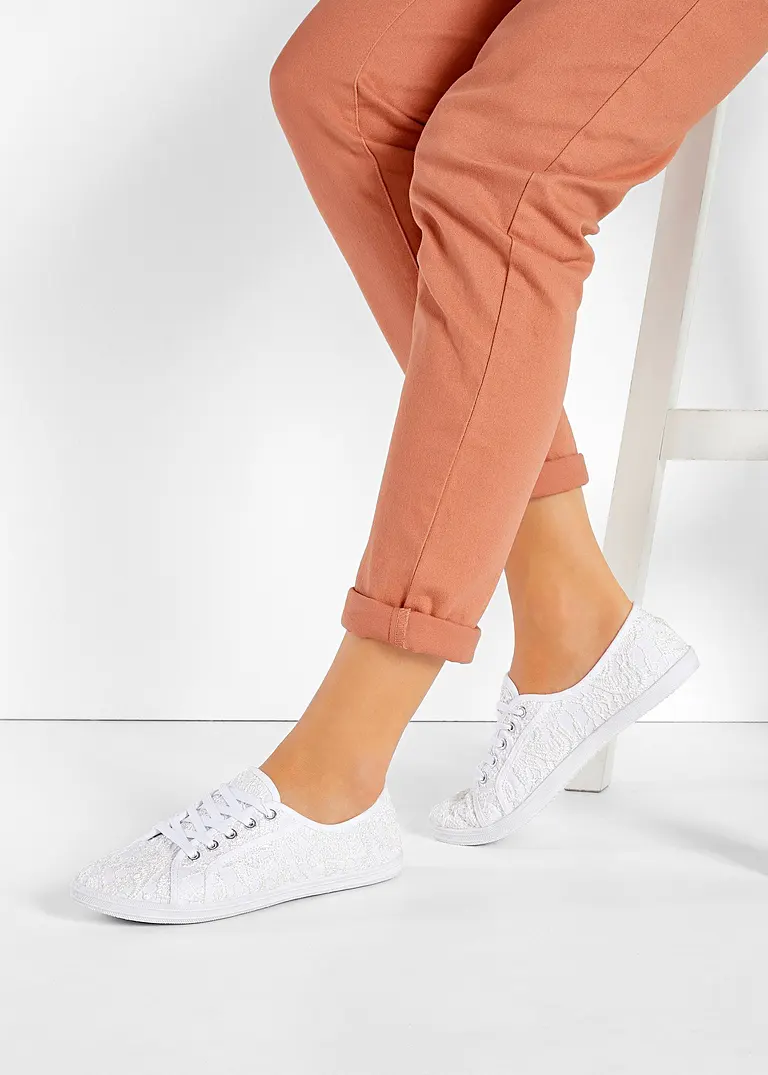 Bonprix Niedlicher Sneaker Mit Spitzenbesatz - Weiß - Damen