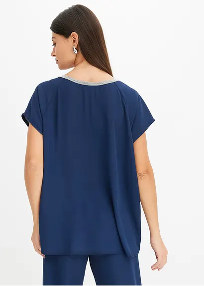 Bonprix Oversized Bluse Aus Feinem Georgette Mit Strasssteinverzierung Am Ausschnitt