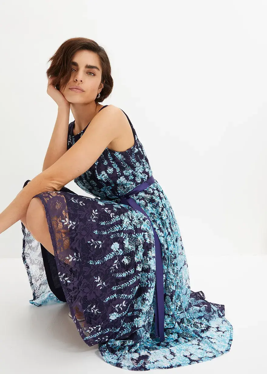 Bonprix Romantisch Und Feminin: Ausgestelltes Midikleid Aus Spitze Mit Bindeband Aus Glänzendem Satin In Der Taille