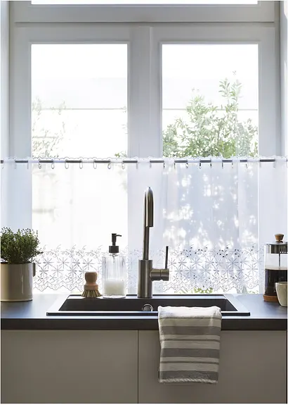 Bonprix Romantische Küchengardine Mit Feiner Lochstickerei