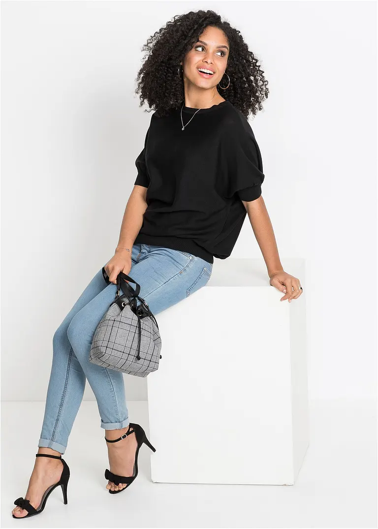 Bonprix Rundhals-Pullover Mit Kurzen Fledermausärmeln - Schwarz