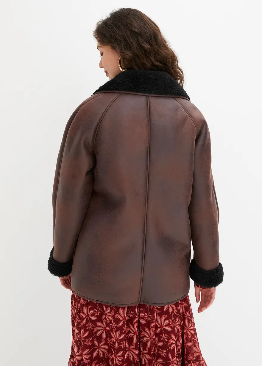 Bonprix Schlichte Shearling-Jacke Mit Vorteilhaften Taschen - Braun