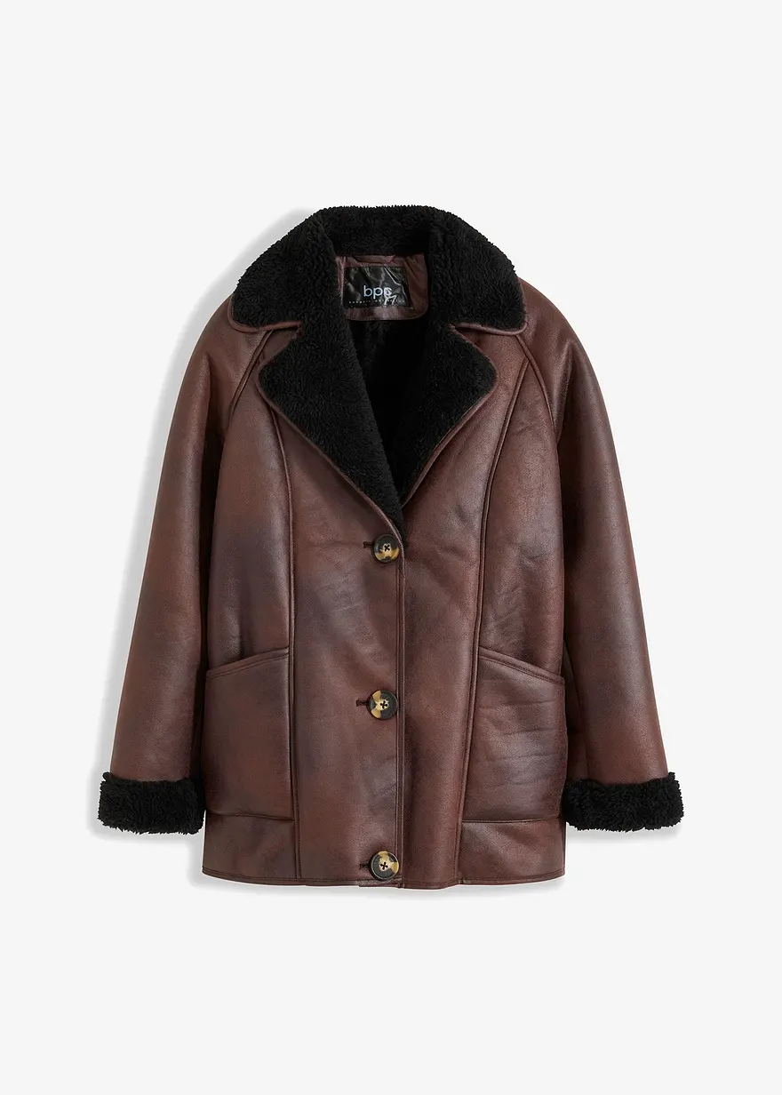 bonprix Schlichte Shearling-Jacke mit vorteilhaften Taschen - braun