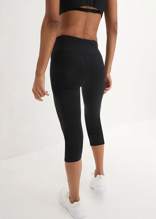 Bonprix Schnelltrocknende Sportleggins Mit Recyceltem Plastik Aus Meeresnähe Kniebedeckend