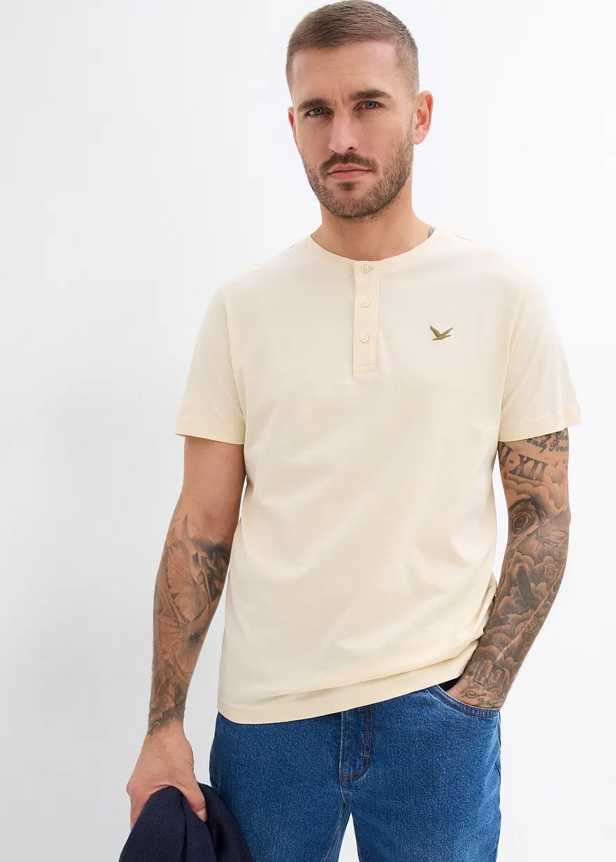 Bonprix Schöne Henleyshirts Im 3er Pack Mit Einer Kleinen Stickerei Auf Der Brust