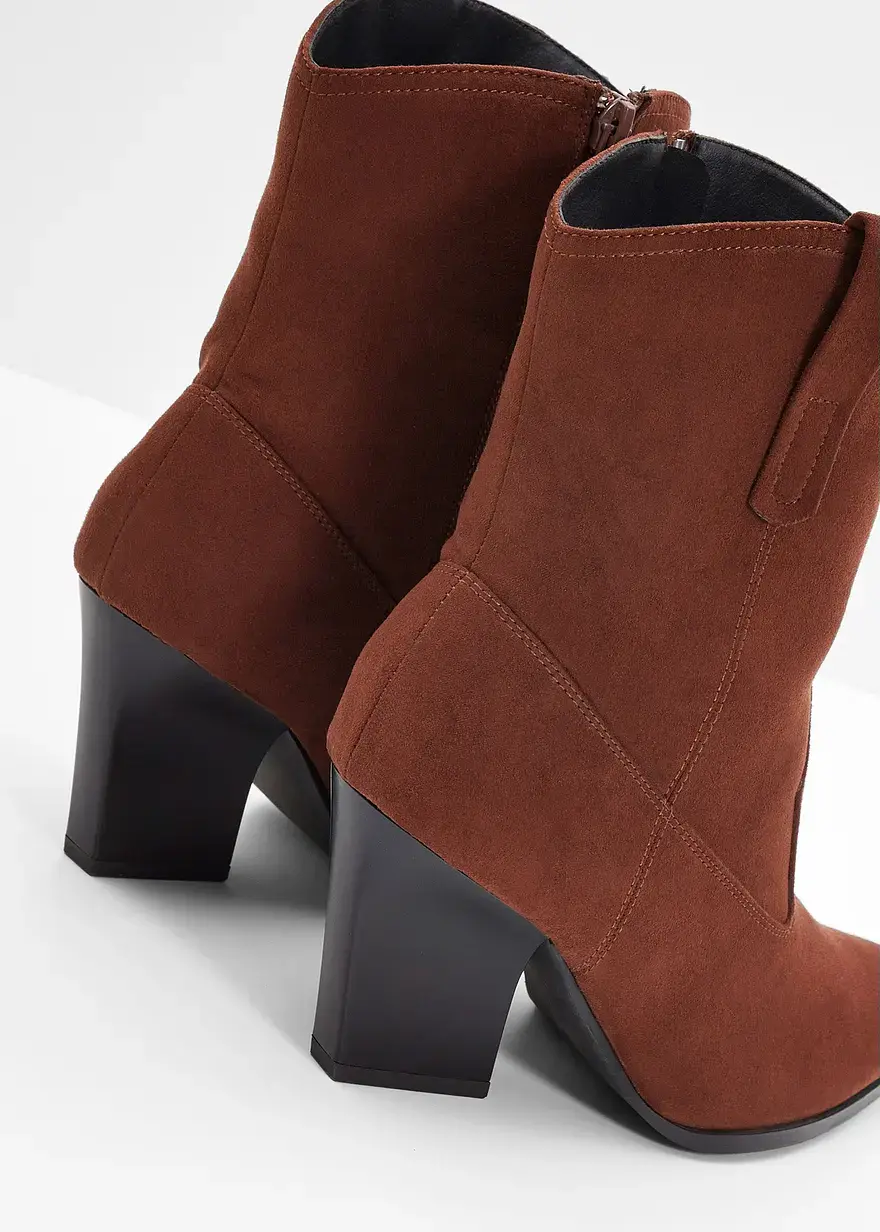 Bonprix Schöne Stiefdelette Im Mordernen Cowboy-Look - Braun