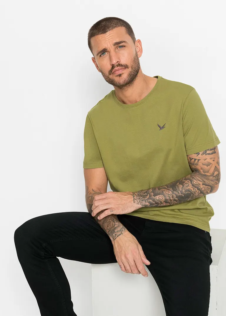 Bonprix Schöne T-Shirts Im 3er Pack Mit Kleiner Stickerei Auf Der Brust