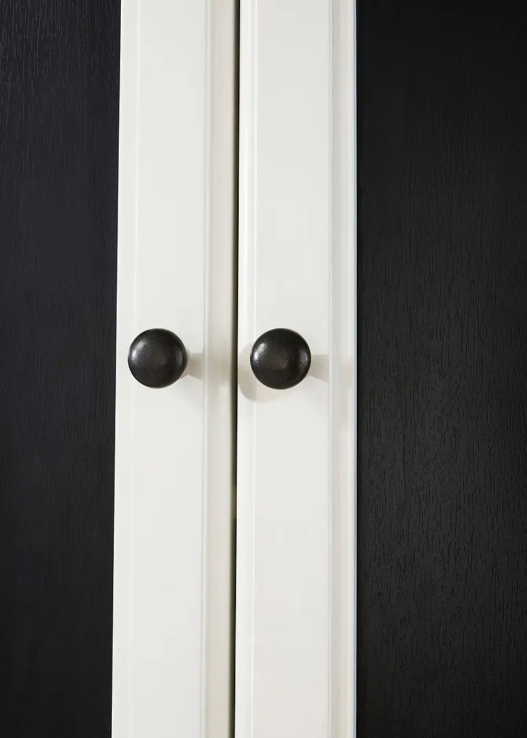 Bonprix Sehr Praktisch: Für Kurze Notizen Sind Die Türfronten Mit Kreidefolie Versehen