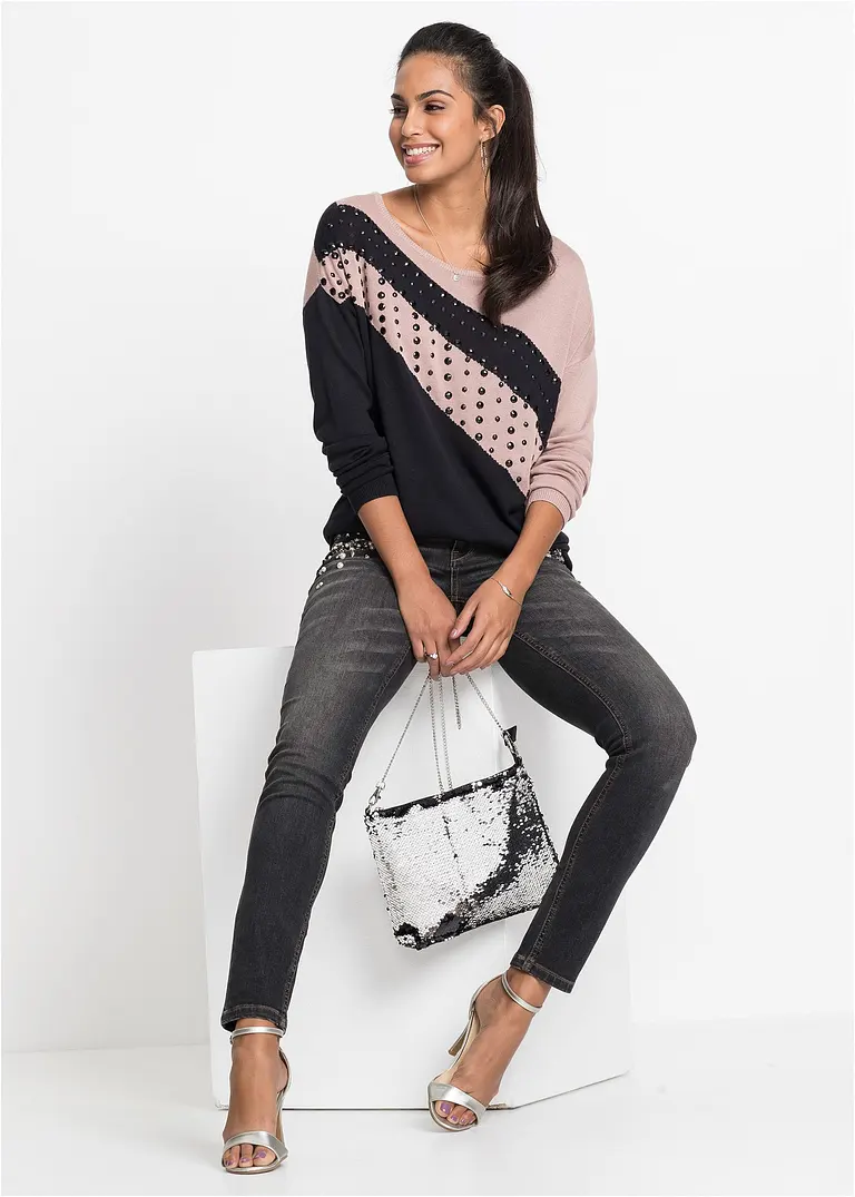 Bonprix Stilvoller Pullover Mit überschnittenen Schultern Und Steinchenapplikationen